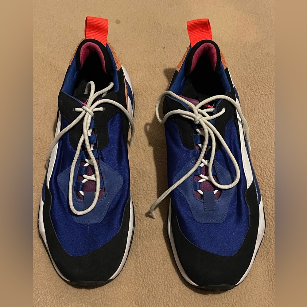 Puma Blue and Black Sneakers with Classic Silhouette